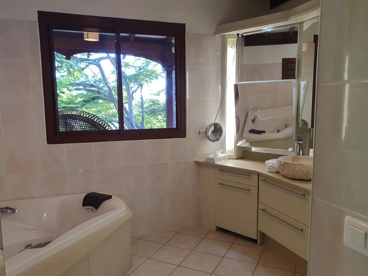 Chambre D'Hotes "Villa Rayon Vert" Deshaies Dış mekan fotoğraf
