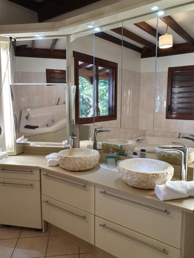 Chambre D'Hotes "Villa Rayon Vert" Deshaies Dış mekan fotoğraf